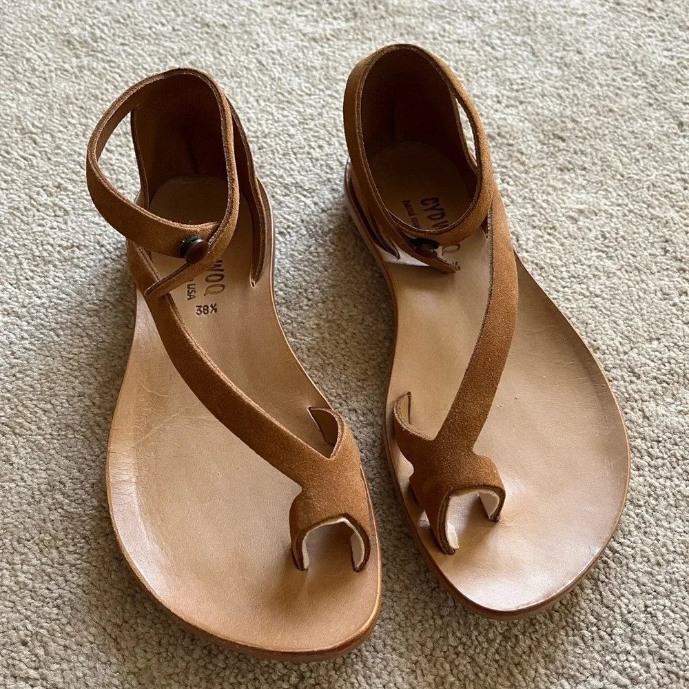 New Cydwoq Tomcat sandals size 38.5 - Picture 1 of 4